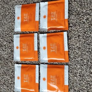Tan Towel: Look Good Naked: 6 Pack, Full Body Towelette .5 FL. Oz.